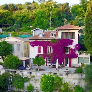  Bed & Breakfast Castel Enchanté Francia